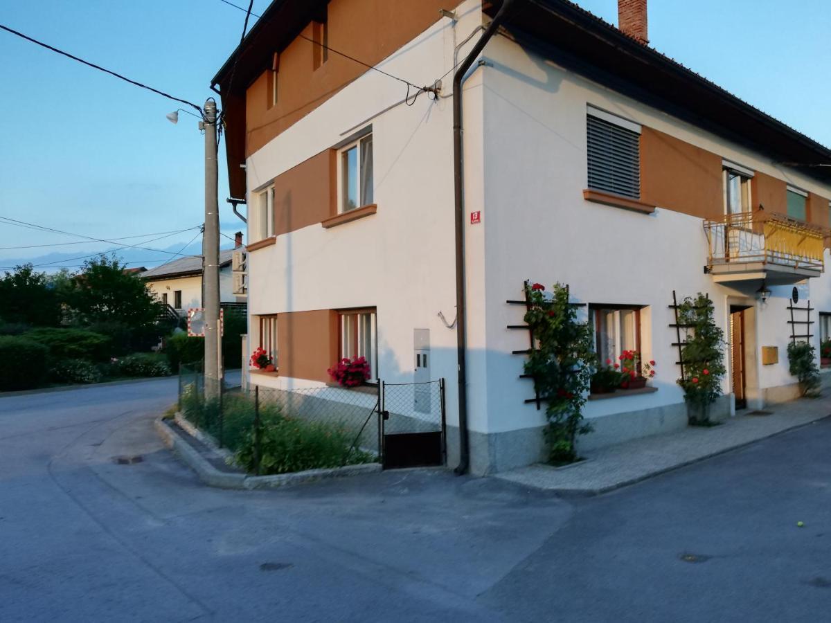 Sobe Sabec Bed & Breakfast Постойна Екстериор снимка