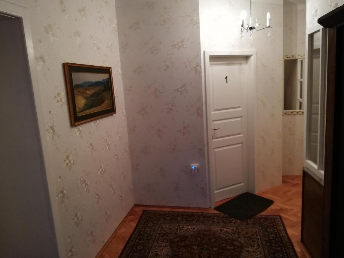 Sobe Sabec Bed & Breakfast Постойна Екстериор снимка