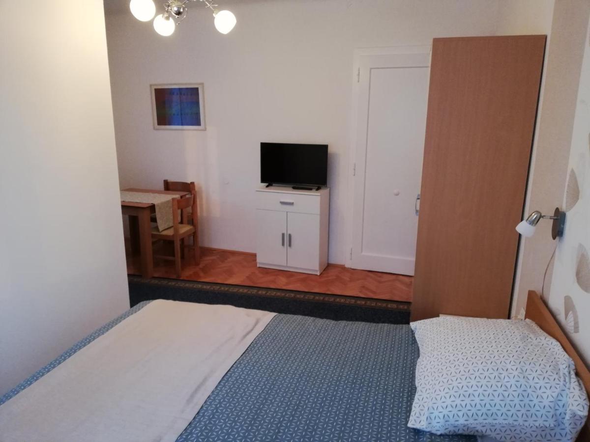 Sobe Sabec Bed & Breakfast Постойна Екстериор снимка
