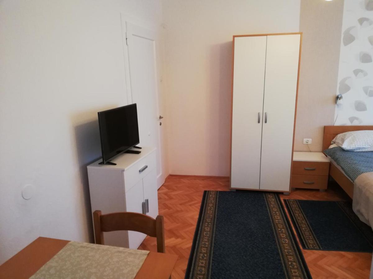 Sobe Sabec Bed & Breakfast Постойна Екстериор снимка